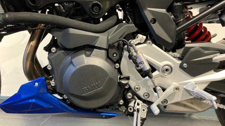BMW F900 R (25MY)